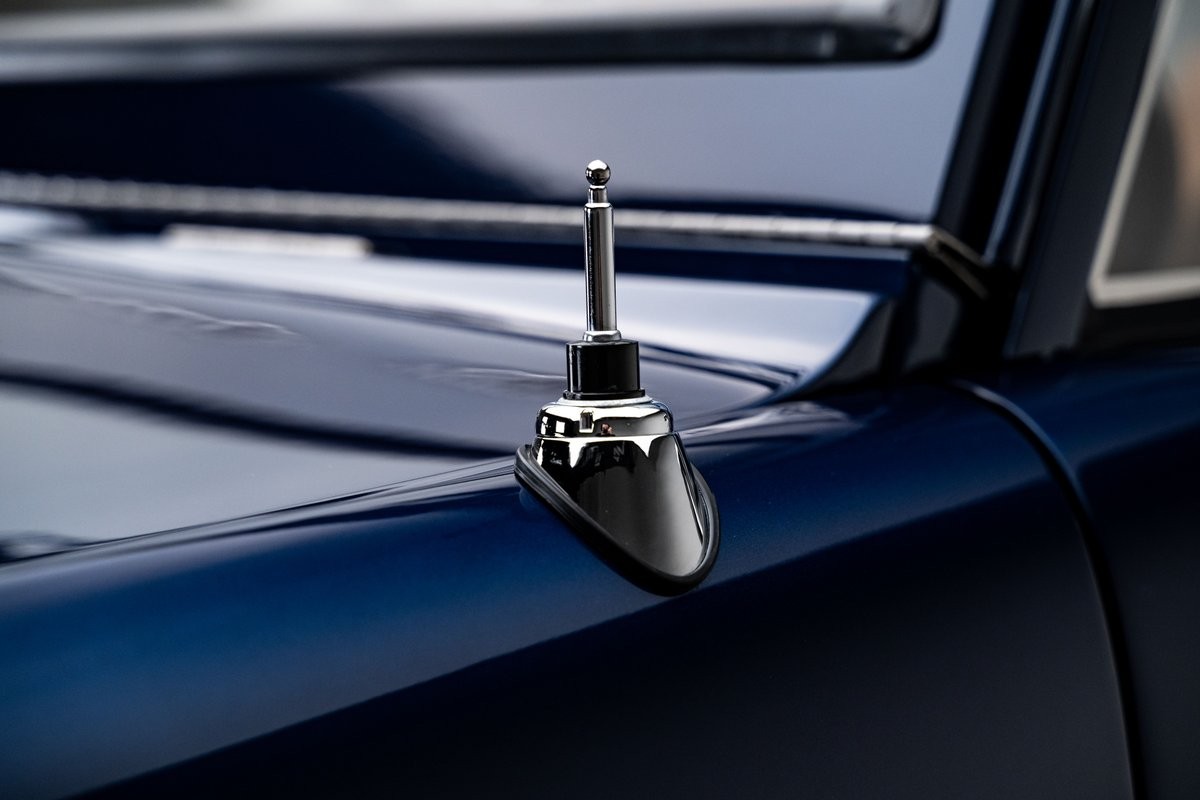 Ford-Bronco-1976-SUV-9