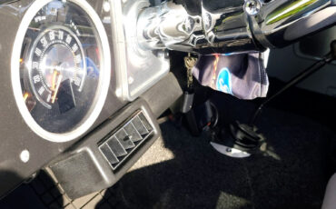 Ford-Bronco-1977-SUV-11