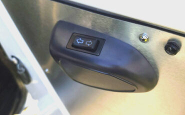 Ford-Bronco-1977-SUV-13