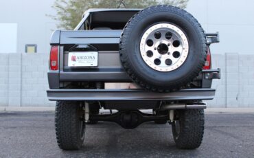 Ford-Bronco-1977-SUV-15