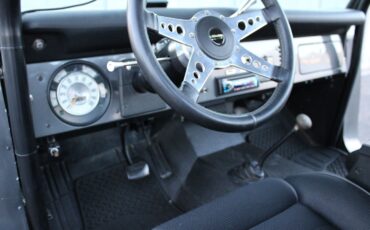 Ford-Bronco-1977-SUV-21