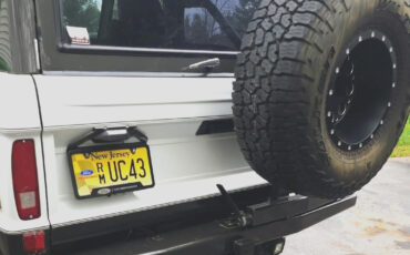 Ford-Bronco-1977-SUV-21