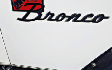 Ford-Bronco-1977-SUV-31