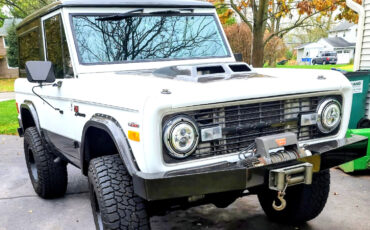 Ford-Bronco-1977-SUV-5