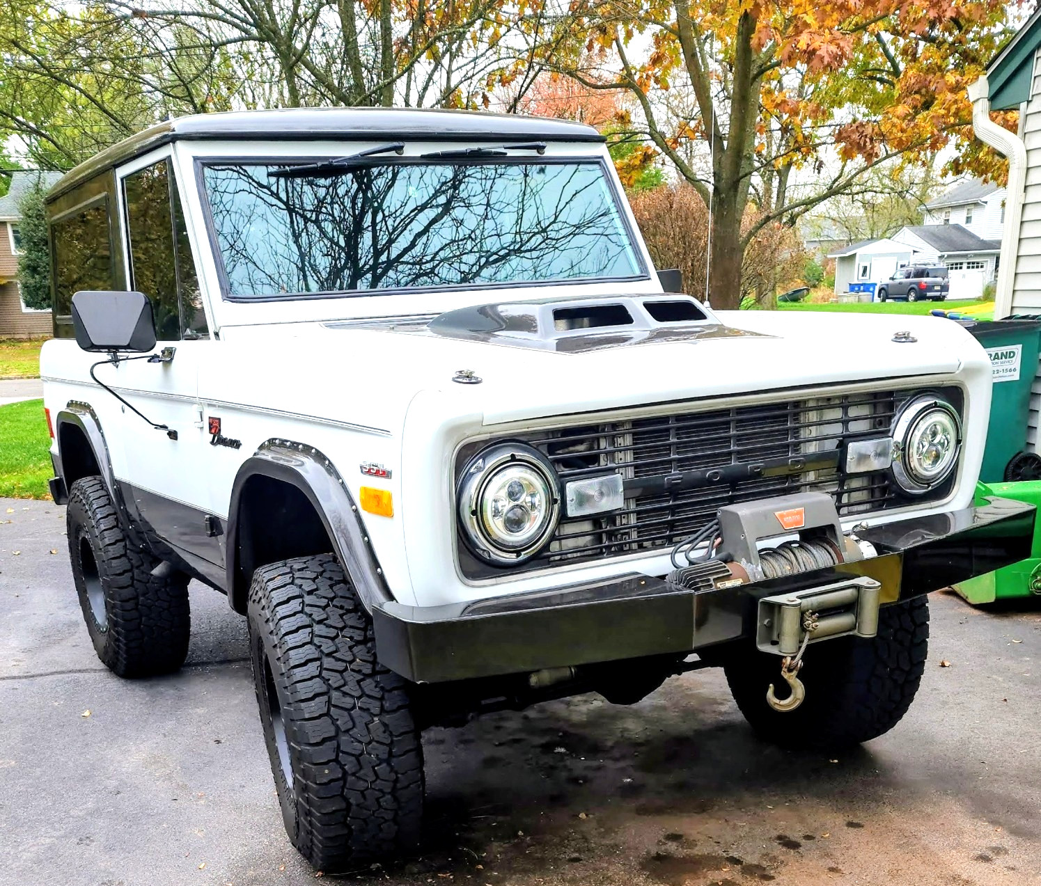 Ford-Bronco-1977-SUV-5