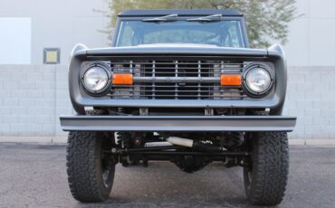 Ford-Bronco-1977-SUV-9