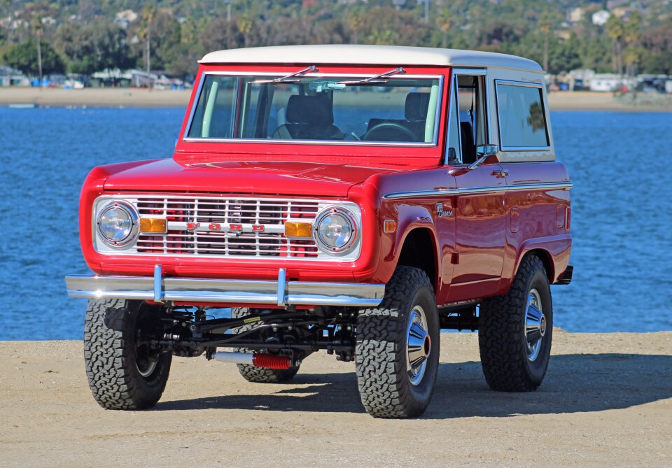 Ford-Bronco-1977-Wagon-22