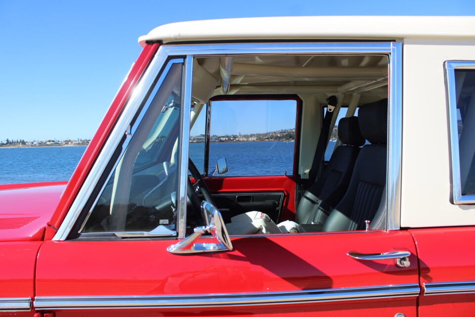 Ford-Bronco-1977-Wagon-39