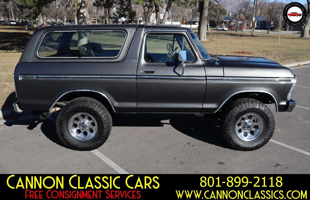 Ford-Bronco-1979-8