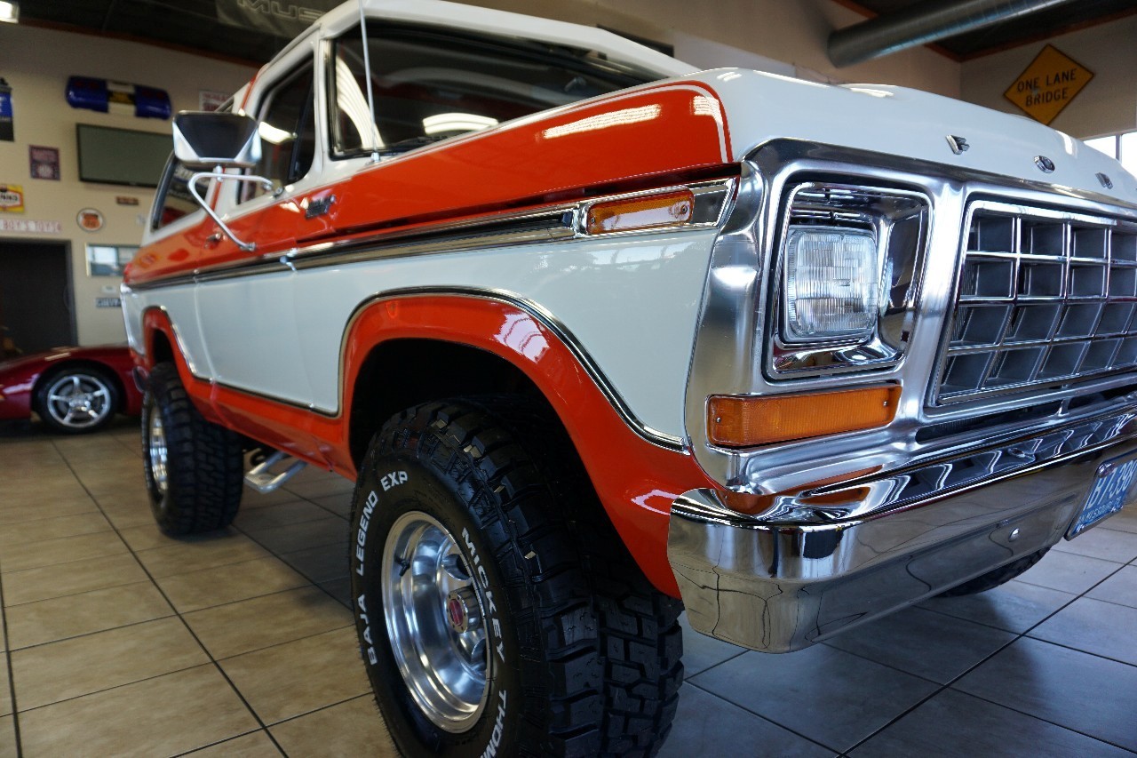 Ford-Bronco-1979-Classic-Car-12