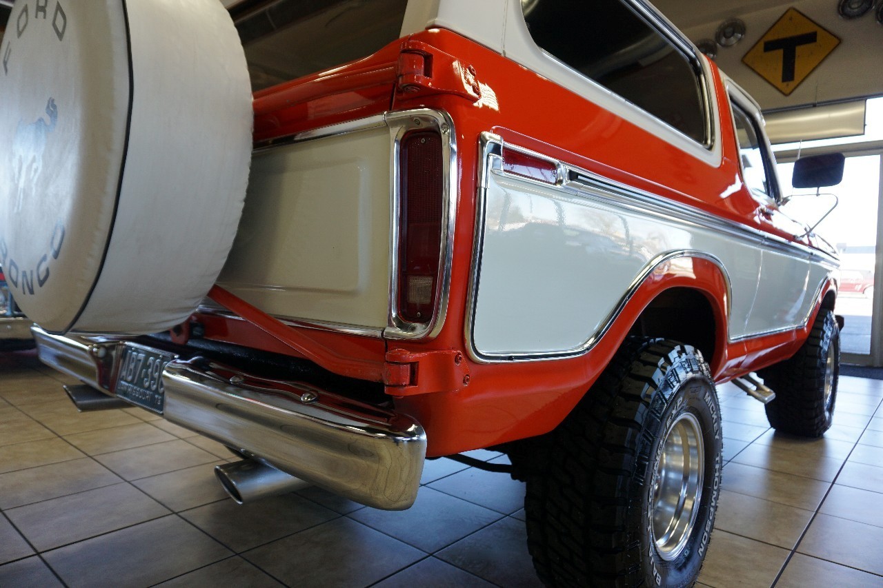 Ford-Bronco-1979-Classic-Car-16