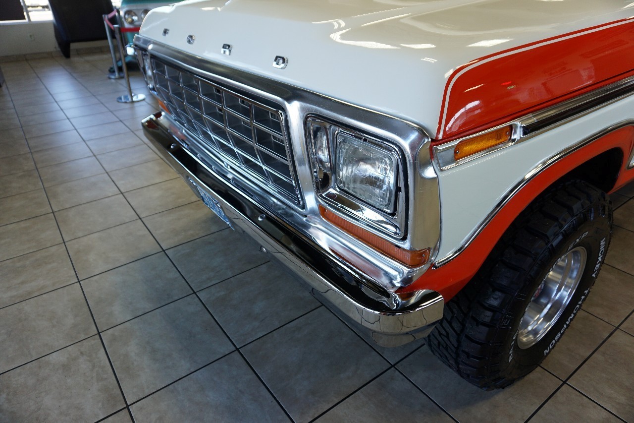 Ford-Bronco-1979-Classic-Car-17