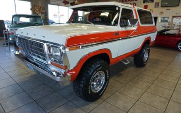 Ford-Bronco-1979-Classic-Car-2