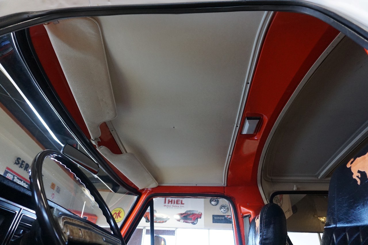 Ford-Bronco-1979-Classic-Car-22