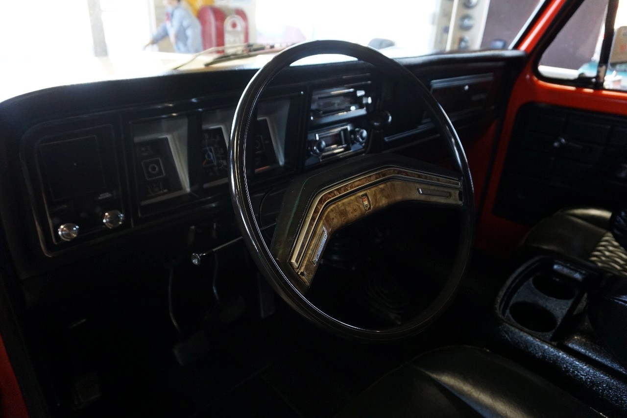 Ford-Bronco-1979-Classic-Car-26