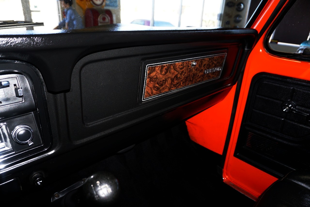 Ford-Bronco-1979-Classic-Car-27