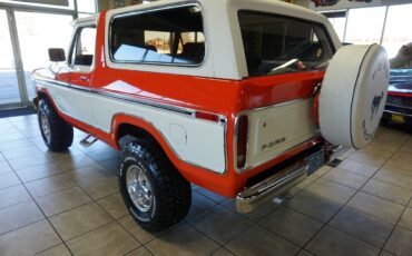 Ford-Bronco-1979-Classic-Car-3