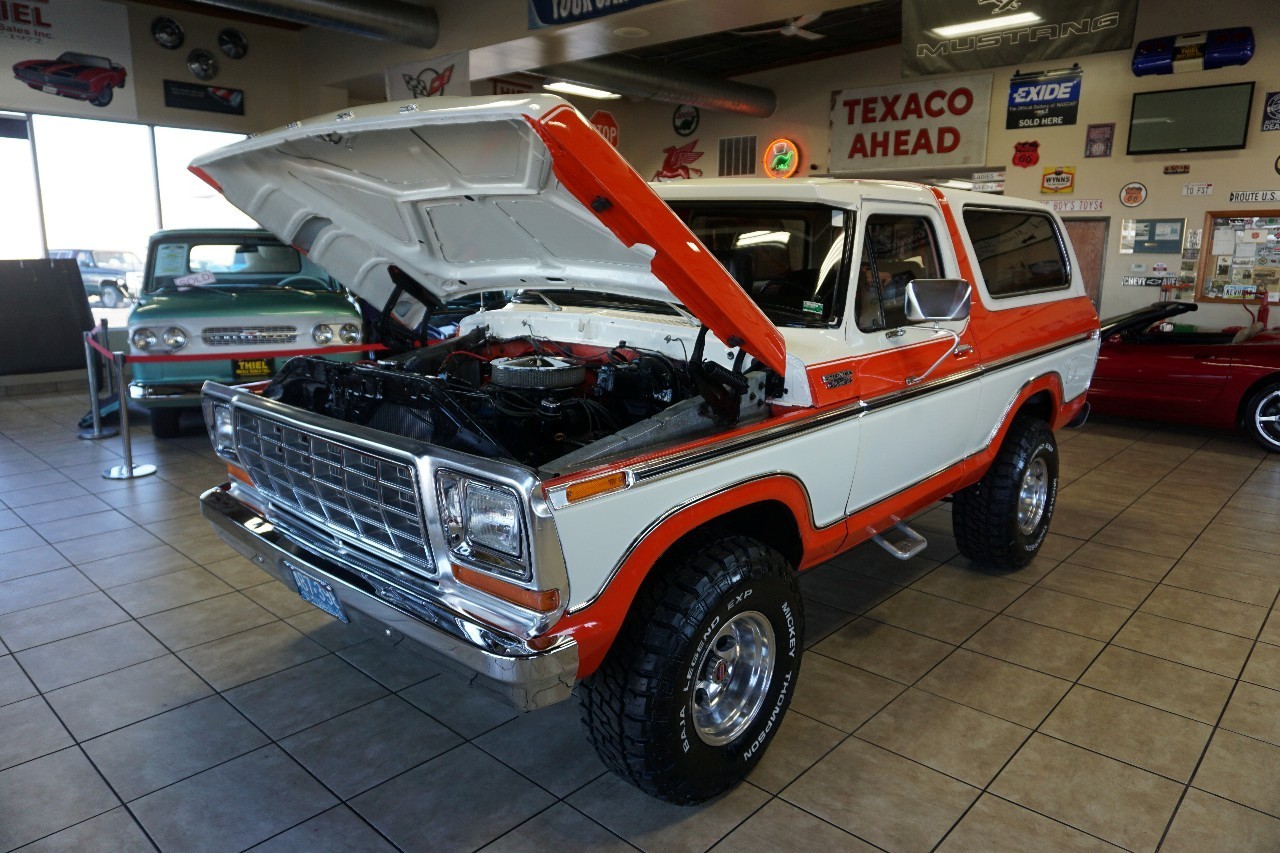 Ford-Bronco-1979-Classic-Car-32