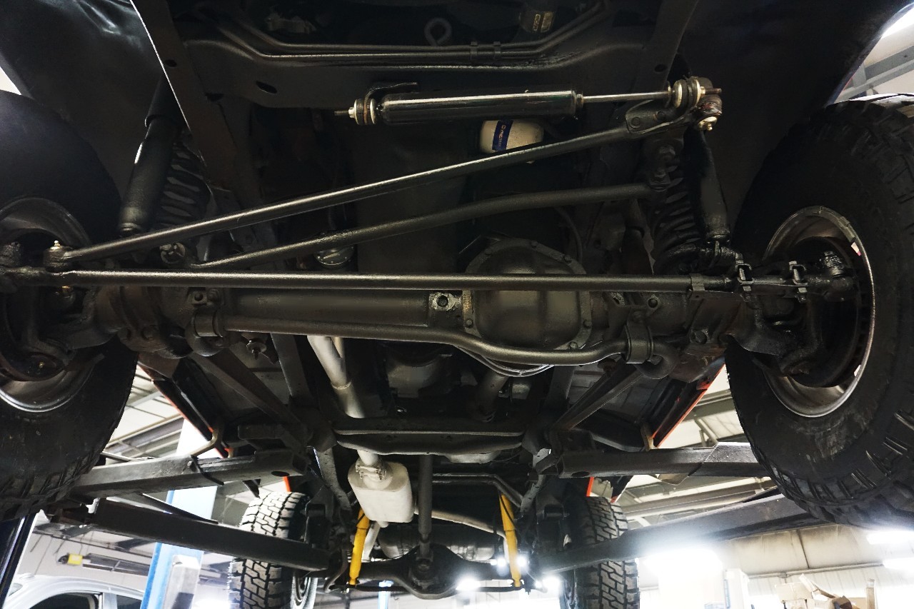 Ford-Bronco-1979-Classic-Car-37