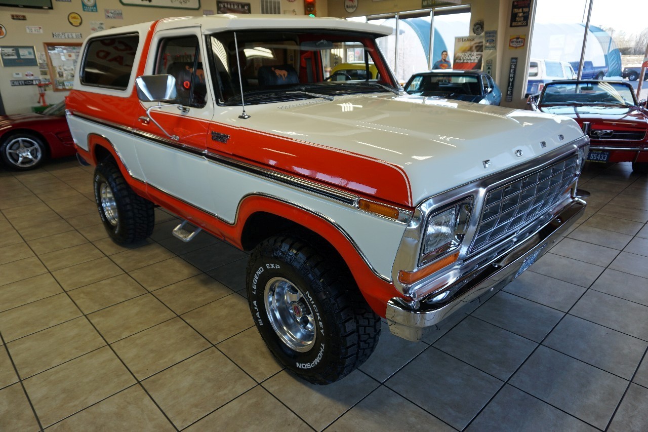 Ford-Bronco-1979-Classic-Car-9