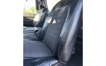 Ford-Bronco-1979-Grey-Black-15