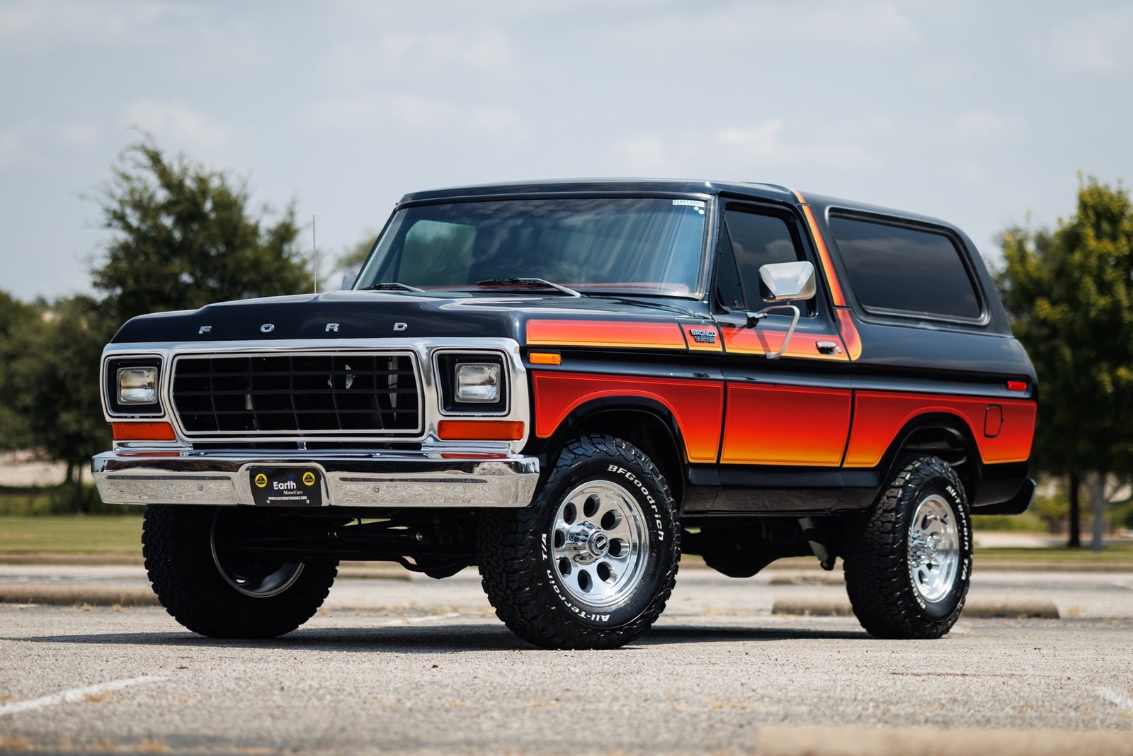 Ford-Bronco-1979-SUV-1