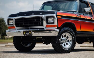 Ford-Bronco-1979-SUV-11
