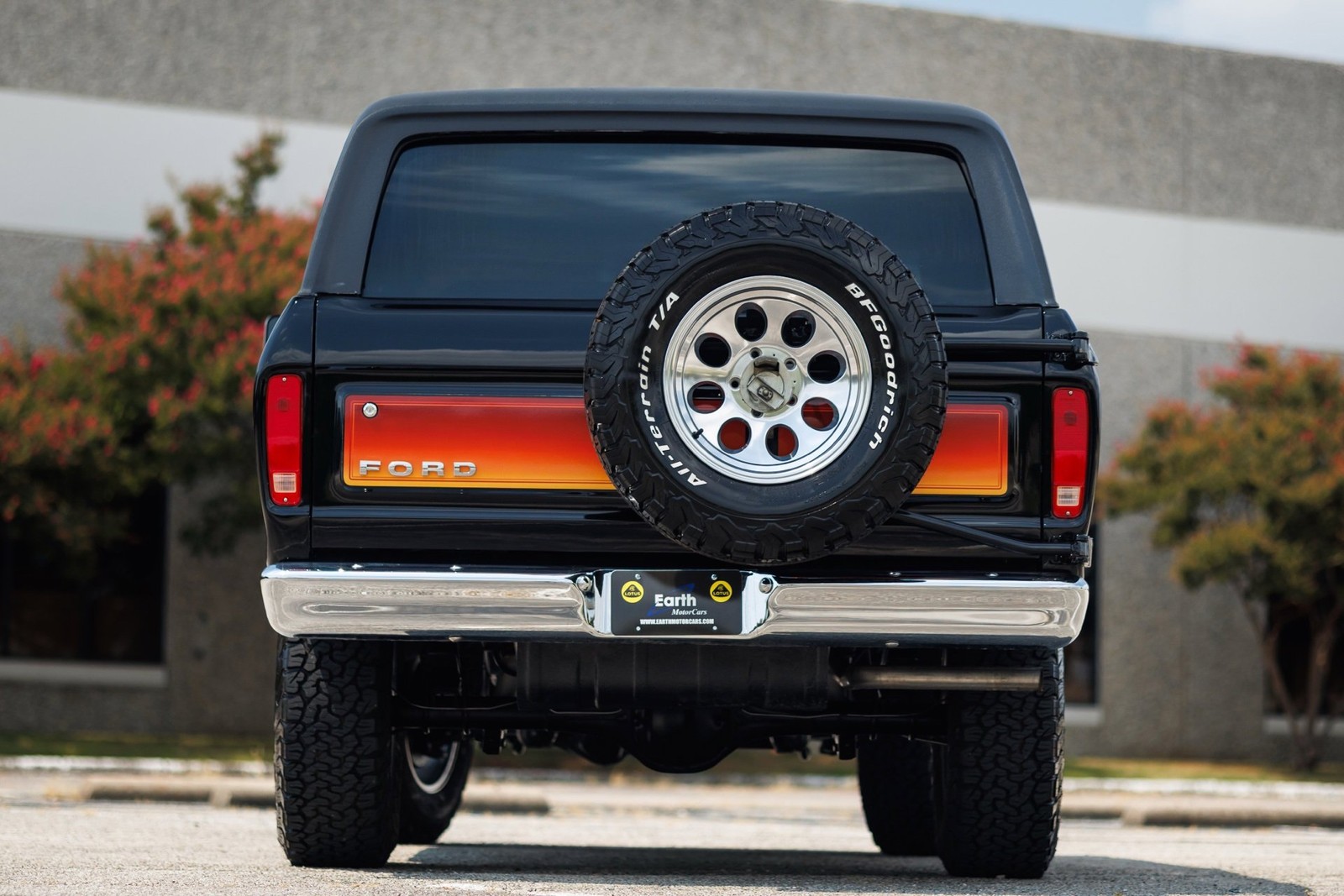 Ford-Bronco-1979-SUV-12
