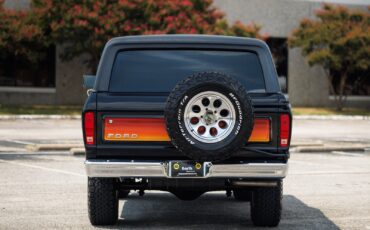 Ford-Bronco-1979-SUV-13