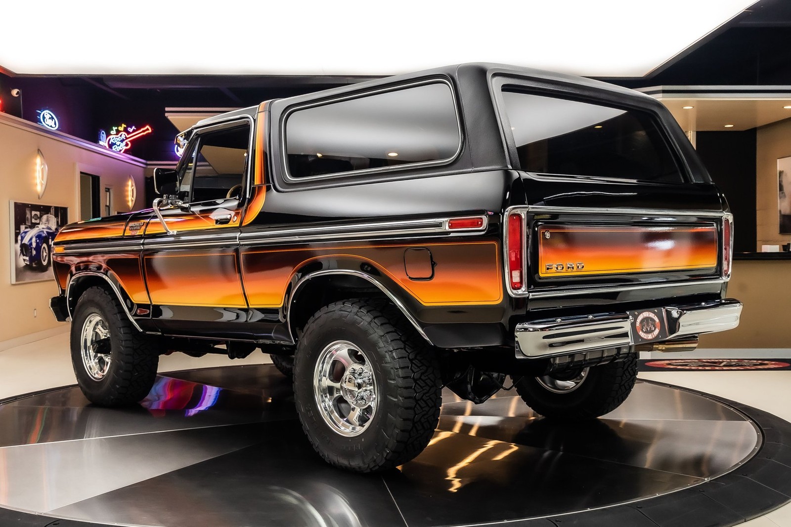 Ford-Bronco-1979-SUV-15