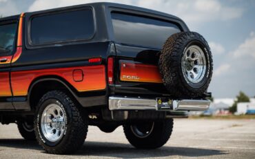 Ford-Bronco-1979-SUV-21