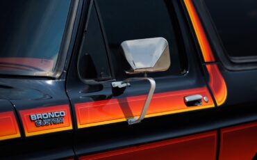 Ford-Bronco-1979-SUV-23