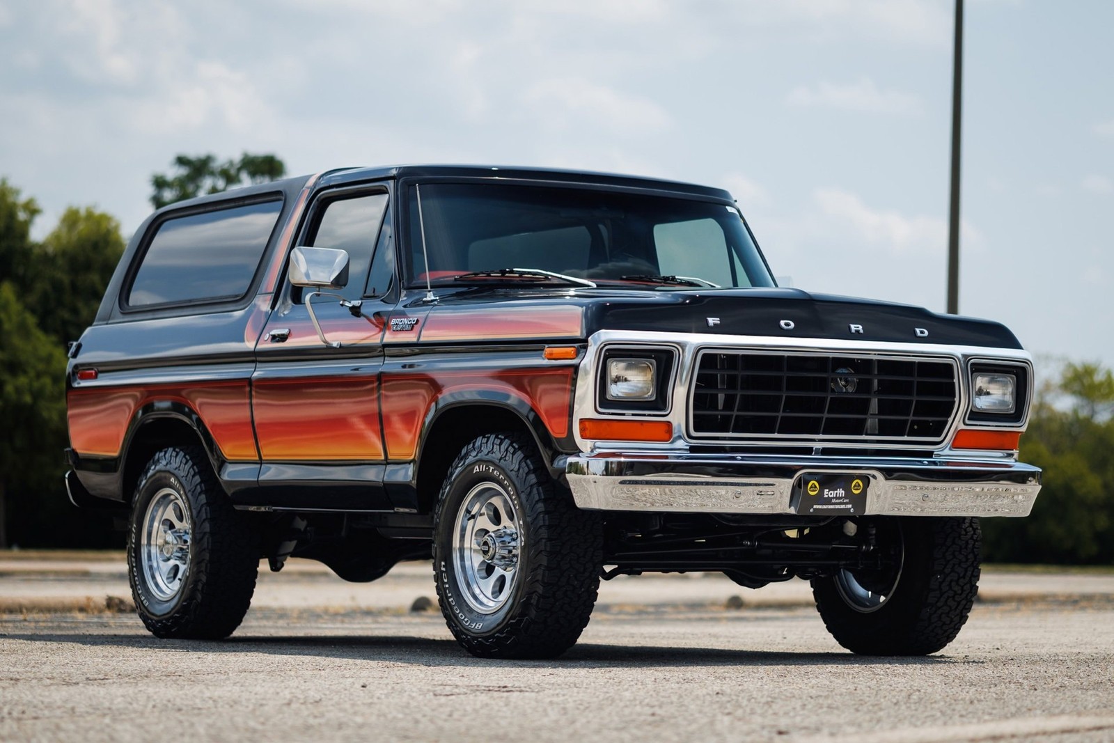 Ford-Bronco-1979-SUV-3