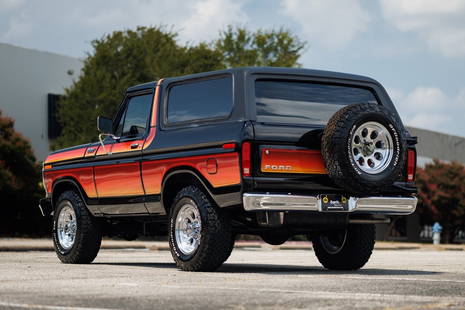 Ford-Bronco-1979-SUV-5