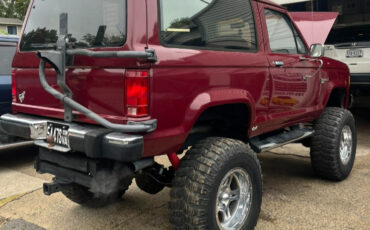 Ford-Bronco-1988-SUV-12
