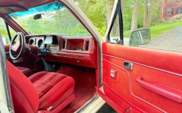 Ford-Bronco-1988-SUV-13