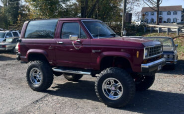 Ford-Bronco-1988-SUV-2