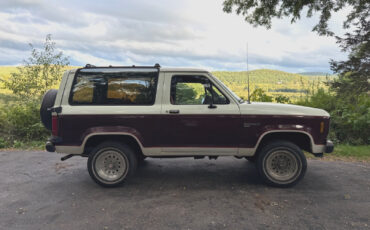 Ford-Bronco-1988-SUV-2