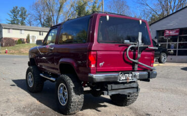 Ford-Bronco-1988-SUV-3