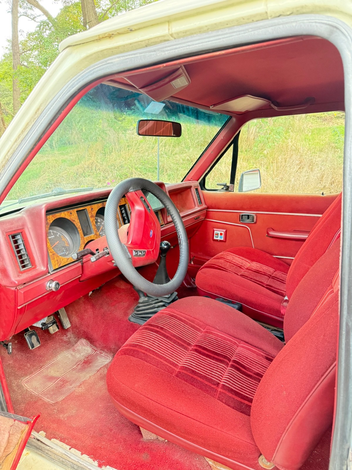 Ford-Bronco-1988-SUV-9