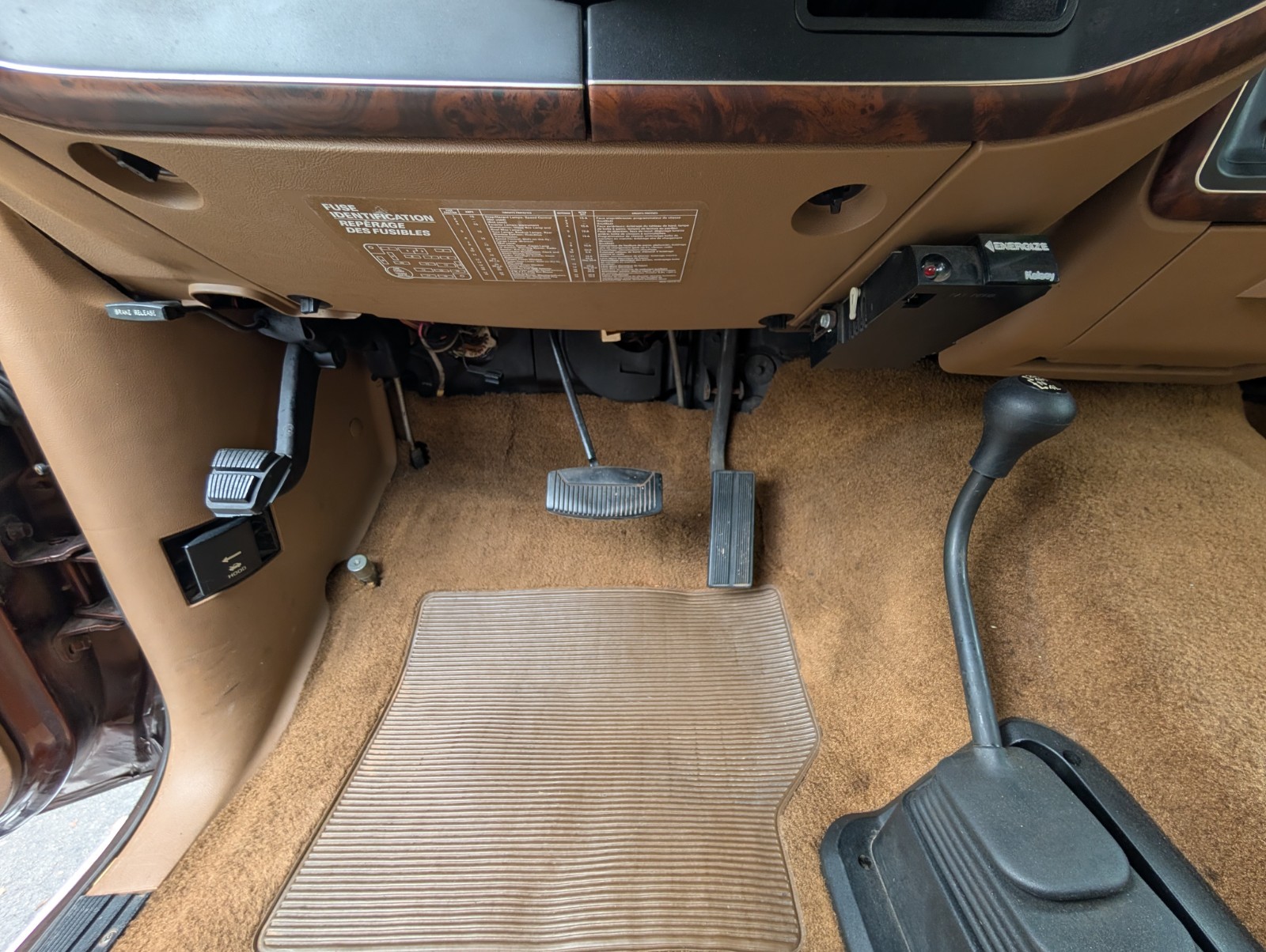 Ford-Bronco-1989-SUV-16