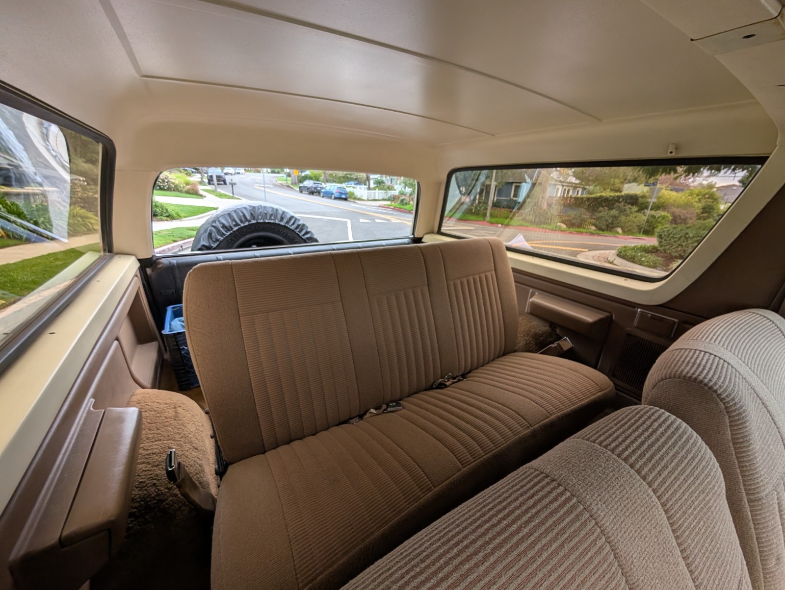 Ford-Bronco-1989-SUV-19