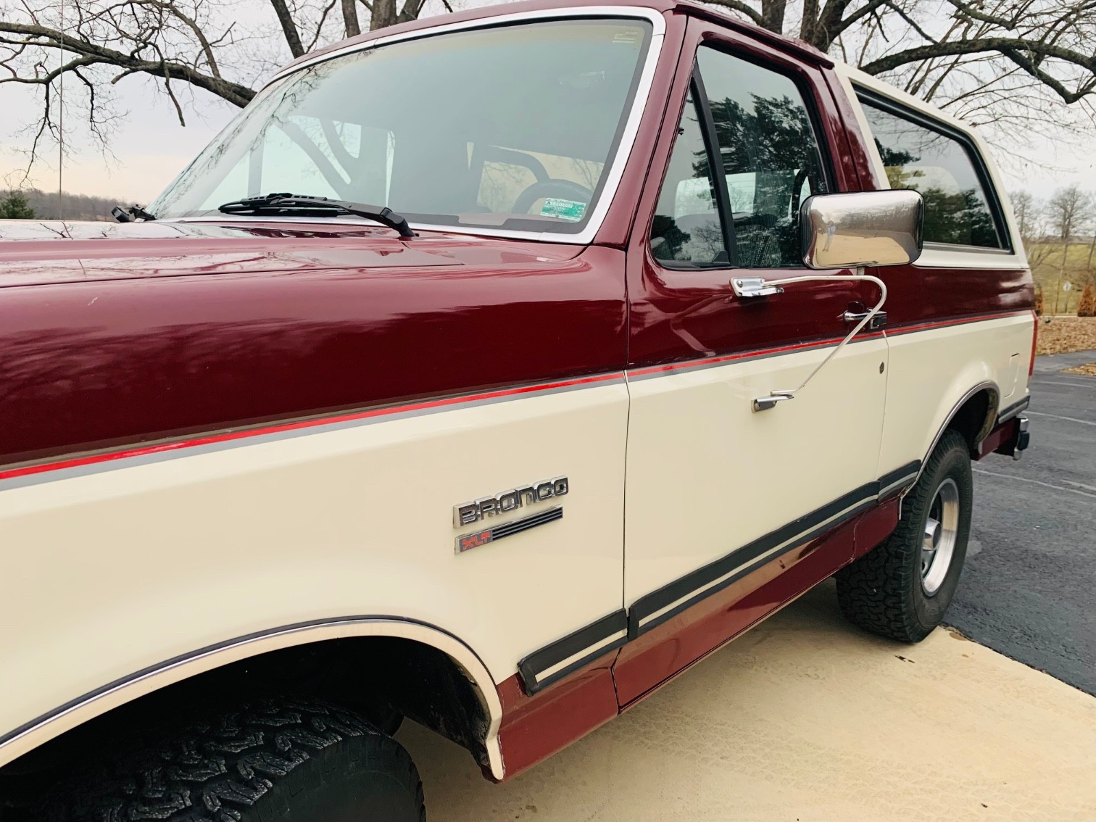 Ford-Bronco-1989-SUV-4