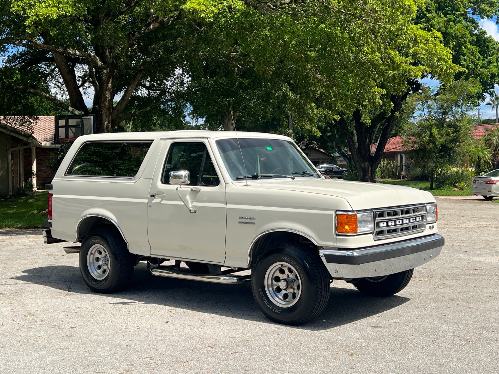Ford Bronco 1990 SUV