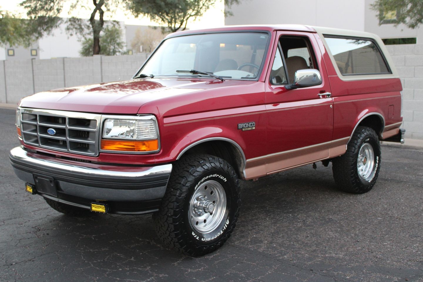 Ford-Bronco-1994-SUV-11