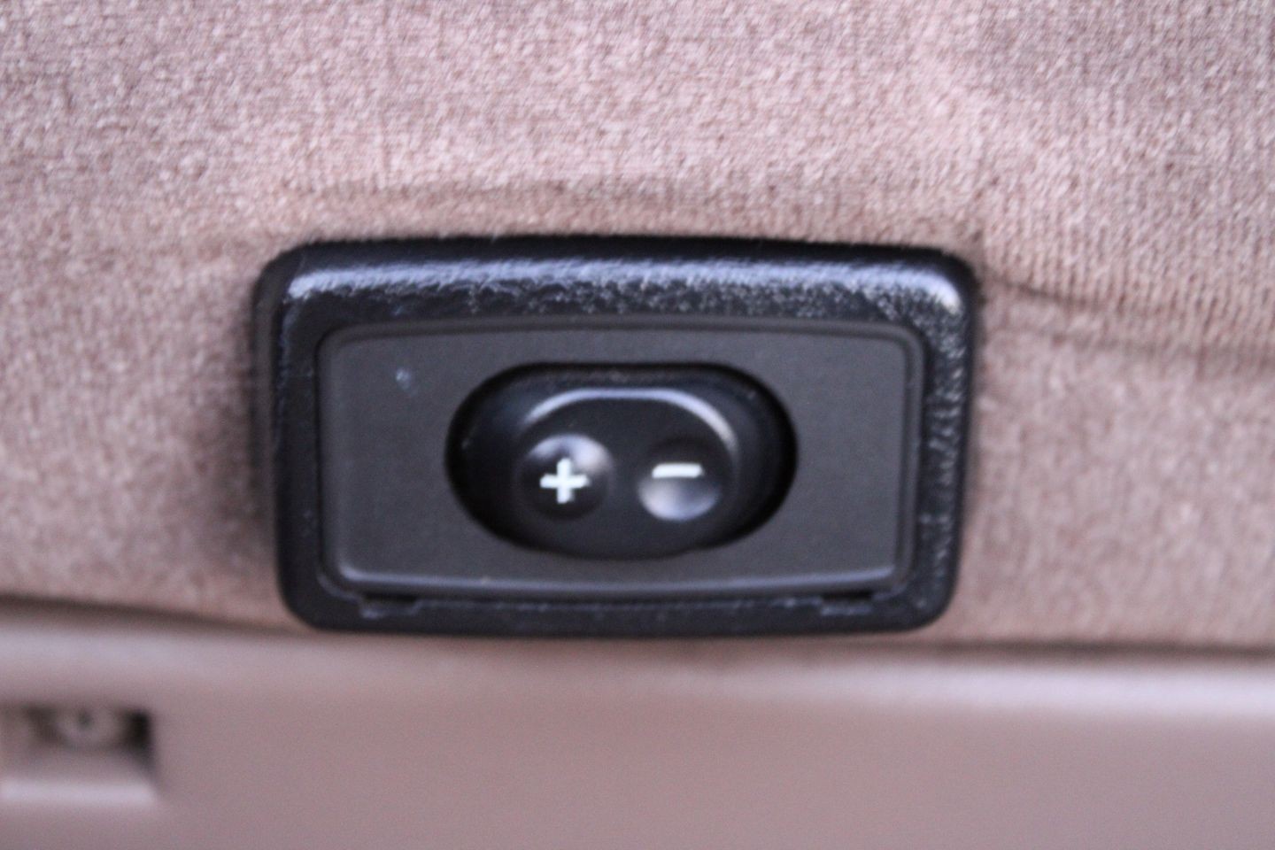 Ford-Bronco-1994-SUV-22