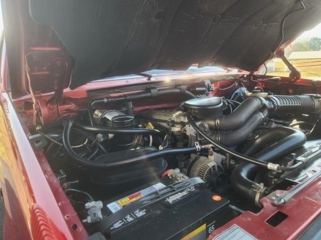 Ford-Bronco-1996-SUV-21