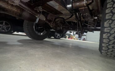 Ford-Bronco-1996-SUV-23