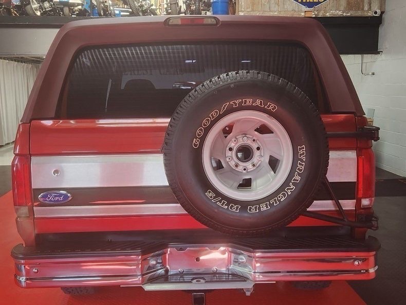 Ford-Bronco-1996-SUV-3