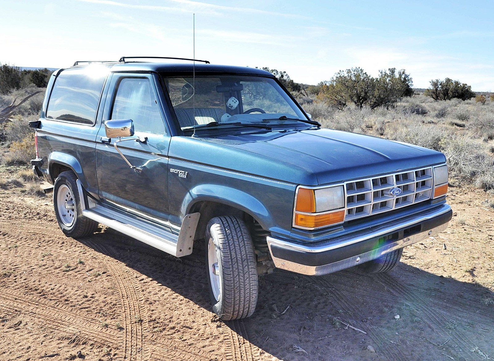 Ford-Bronco-II-1989-SUV-2